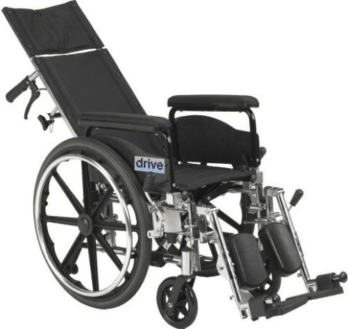 Drive Medical PLA418RBDFA Viper Plus GT Full Reclining Wheelchair, Detachable Full Arms, 18